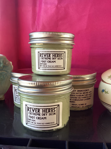 Natural dry cracked foot cream